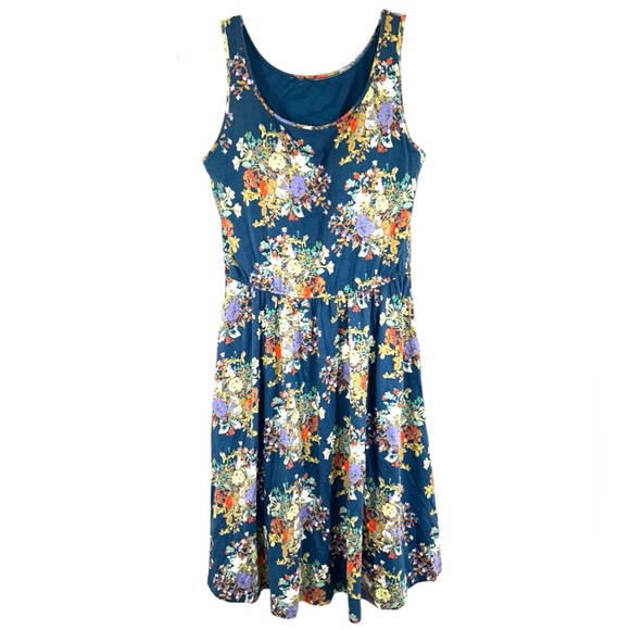 UNIQLO LADIES DRESS MEDIUM BLUE FLORAL FIT & flare casual everyday - Picture 1 of 14